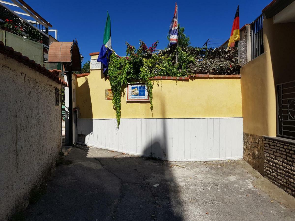 Villino Angela A Sant'Anna Leilighet Boscotrecase Eksteriør bilde